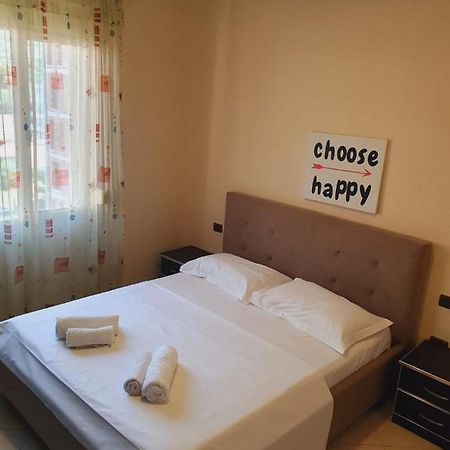 Vlorë Beach Apartment 2 מראה חיצוני תמונה